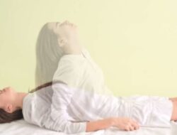 Arti Mimpi Berkelanjutan Bangun Tidur dan Mimpi Lagi Arti Mimpi Berkelanjutan Bangun Tidur dan Mimpi Lagi