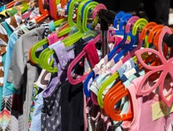 Arti Mimpi Pergi Ke Pasar Membeli Baju untuk Belanja Arti Mimpi Pergi Ke Pasar Membeli Baju untuk Belanja