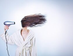 Arti Mimpi Keramas atau Mencuci Rambut dan Membersihkan Arti Mimpi Keramas atau Mencuci Rambut dan Membersihkan