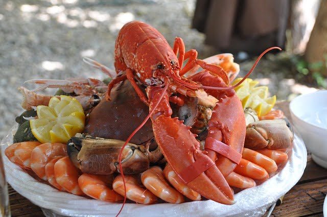 Arti Mimpi Makan Memakan Lobster Goreng, Rebus Dan Sambal