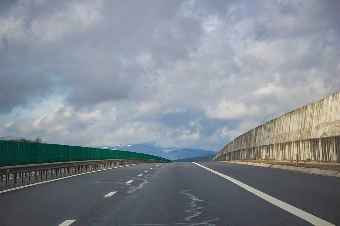 Arti Mimpi Membangun Jalan Tol Baru Tanda Kebingungan Dimasa Mendatang