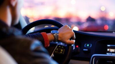 Arti Mimpi Mabuk Saat Mengemudi Mobil Dijalan
