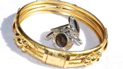 Arti Mimpi Menemukan Perhiasan Emas Cincin, Kalung Dan Gelang