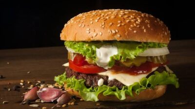 Apa Arti Mimpi Hamburger Mentah Yang Sesungguhnya?